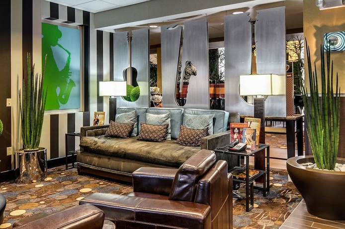 Imagen del bar/restaurante del Hotel Hampton Inn and Suites Nashville @ Opryland. Foto 2