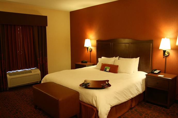 Imagen de la habitación del Hotel Hampton Inn and Suites New Castle. Foto 3