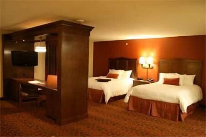 Imagen de la habitación del Hotel Hampton Inn and Suites New Castle. Foto 5