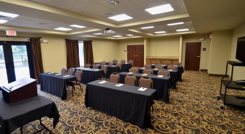 Imagen general del Hotel Hampton Inn and Suites New Hartford. Foto 13