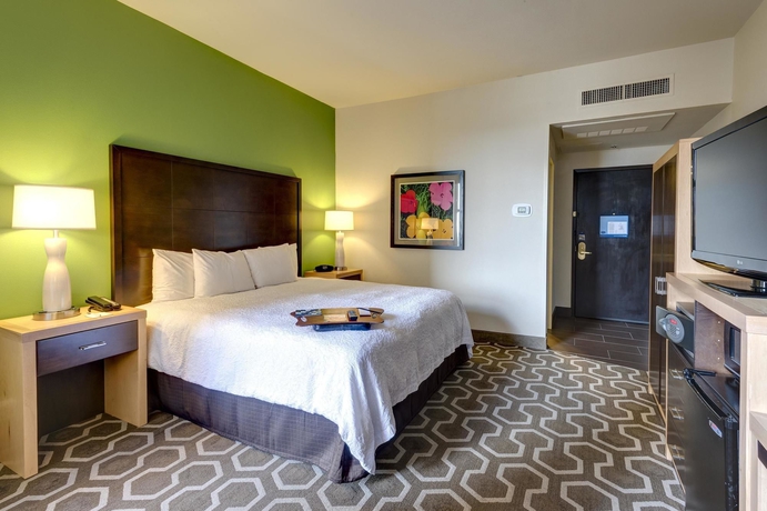 Imagen de la habitación del Hotel Hampton Inn and Suites New Orleans Downtown (french Qtr Area). Foto 9