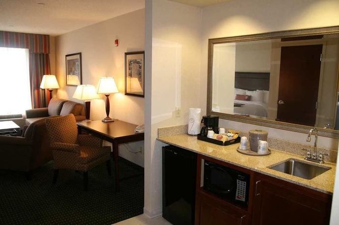 Imagen de la habitación del Hotel Hampton Inn and Suites Newark-harrison-riverwalk. Foto 7