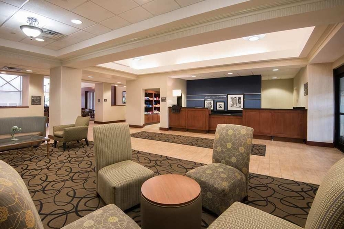 Imagen de los interiores del Hotel Hampton Inn and Suites Newark-harrison-riverwalk. Foto 14