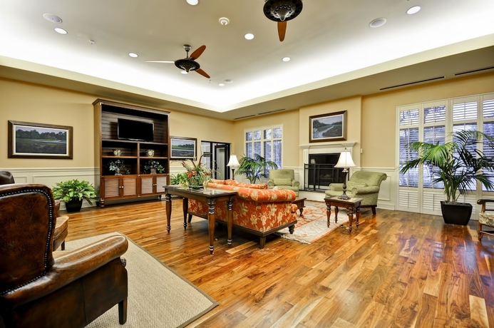 Imagen de los interiores del Hotel Hampton Inn and Suites North Charleston-university Blvd. Foto 17