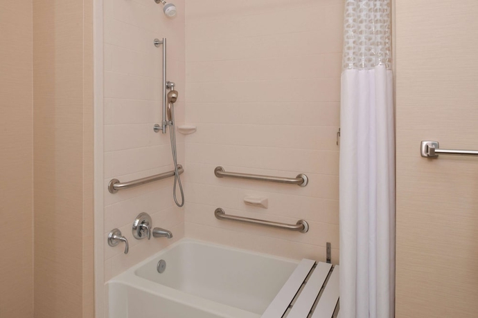Imagen de la habitación del Hotel Hampton Inn and Suites Ocala, FL. Foto 11