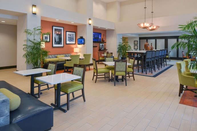 Imagen de los interiores del Hotel Hampton Inn and Suites Ocala, FL. Foto 16