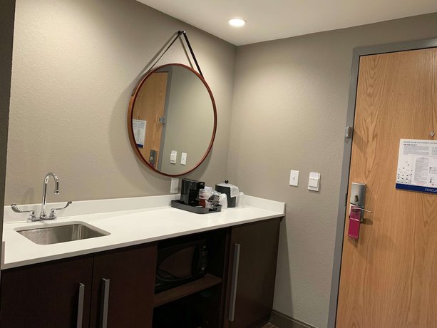 Imagen de la habitación del Hotel Hampton Inn and Suites Ocean City West. Foto 4