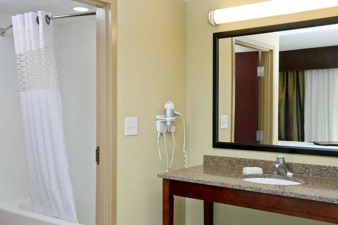 Imagen de la habitación del Hotel Hampton Inn and Suites Ocean City/bayfront-convention Center. Foto 3