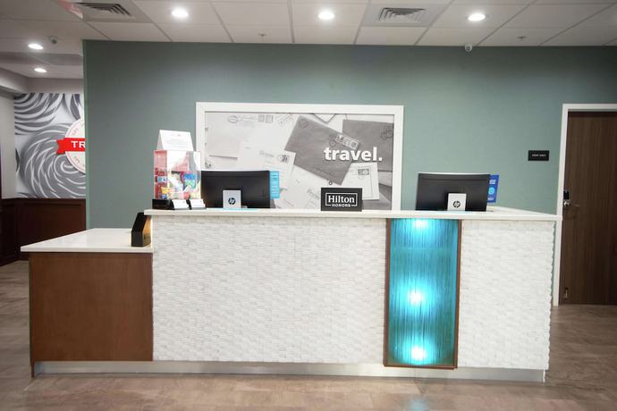 Imagen de los interiores del Hotel Hampton Inn and Suites Oklahoma City/Quail Springs. Foto 20