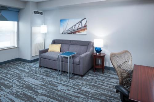Imagen de la habitación del Hotel Hampton Inn and Suites Oklahoma City-bricktown. Foto 10