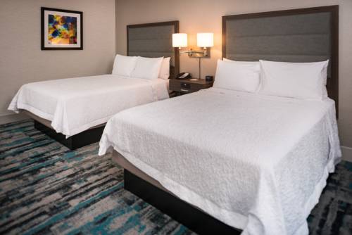 Imagen de la habitación del Hotel Hampton Inn and Suites Olympia Lacey. Foto 1