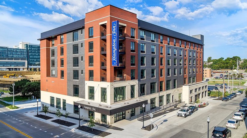 Imagen de los exteriores del Hotel Hampton Inn and Suites Omaha Un Medical Center Area. Foto 3