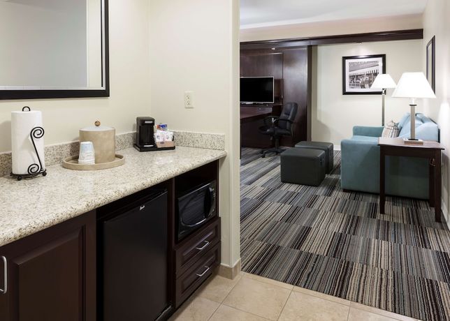 Imagen de la habitación del Hotel Hampton Inn and Suites Omaha-Downtown. Foto 2