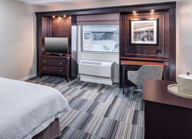 Imagen de la habitación del Hotel Hampton Inn and Suites Omaha-Downtown. Foto 3