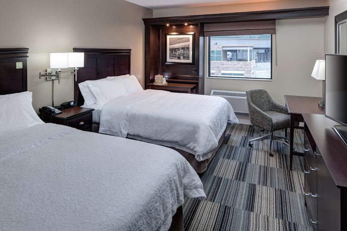 Imagen de la habitación del Hotel Hampton Inn and Suites Omaha-Downtown. Foto 9