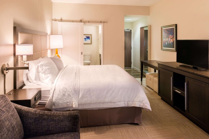 Imagen de la habitación del Hotel Hampton Inn and Suites Orlando/east Ucf Area. Foto 10