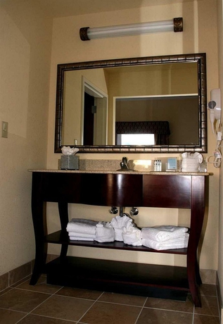 Imagen de la habitación del Hotel Hampton Inn and Suites Orlando-john Young Pkwy/s. Park. Foto 2