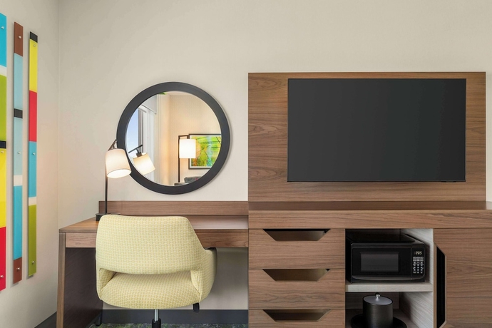 Imagen de la habitación del Hotel Hampton Inn and Suites Oroville. Foto 9