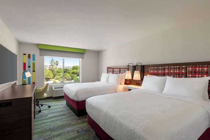 Imagen de la habitación del Hotel Hampton Inn and Suites Oroville. Foto 13