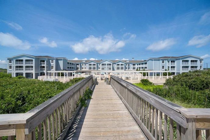 Imagen de los exteriores del Hotel Hampton Inn and Suites Outer Banks/ Corolla. Foto 6