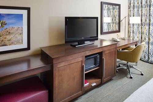 Imagen de la habitación del Hotel Hampton Inn and Suites Palmdale. Foto 2