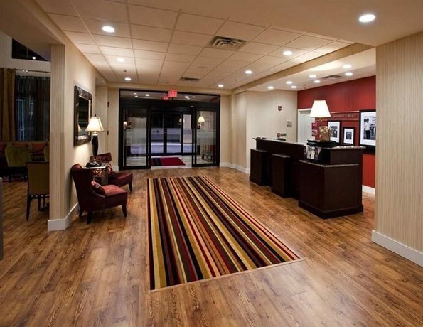Imagen de los interiores del Hotel Hampton Inn and Suites Panama City Beach-pier Park Area. Foto 8