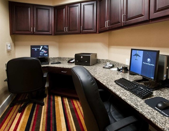 Imagen de los interiores del Hotel Hampton Inn and Suites Panama City Beach-pier Park Area. Foto 12