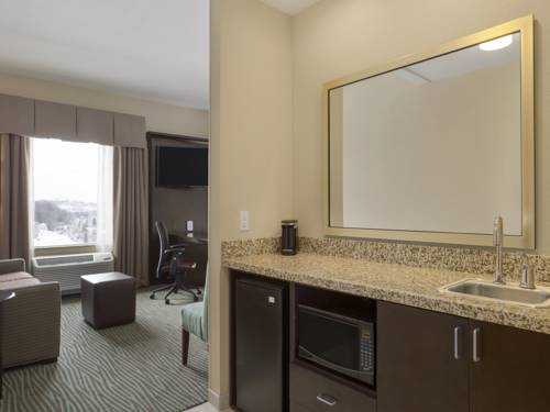 Imagen de la habitación del Hotel Hampton Inn and Suites Parkersburg Downtown. Foto 5