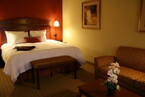 Imagen de la habitación del Hotel Hampton Inn and Suites Peoria At Grand Prairie, Il. Foto 6