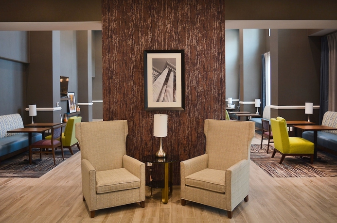 Imagen de los interiores del Hotel Hampton Inn and Suites Philadelphia/media. Foto 16