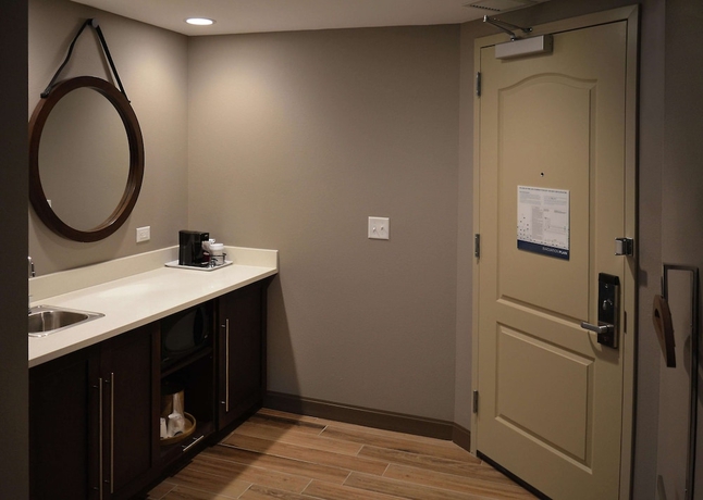 Imagen de la habitación del Hotel Hampton Inn and Suites Philadelphia/media. Foto 11
