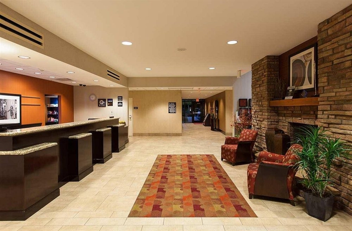 Imagen de los interiores del Hotel Hampton Inn and Suites Phoenix Chandler-fashion Center Az. Foto 9