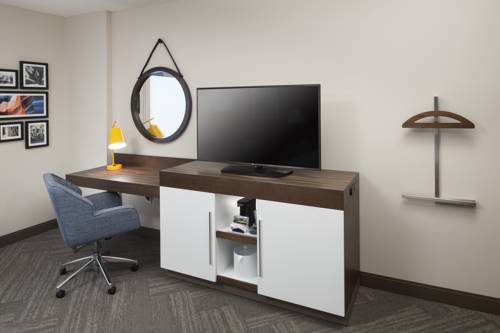 Imagen de la habitación del Hotel Hampton Inn and Suites Phoenix Downtown. Foto 5