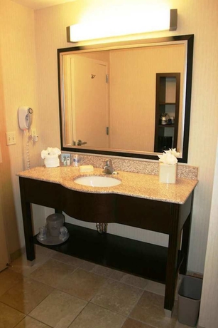 Imagen de la habitación del Hotel Hampton Inn and Suites Phoenix Glendale-westgate. Foto 10