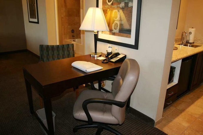 Imagen de la habitación del Hotel Hampton Inn and Suites Phoenix Glendale-westgate. Foto 13