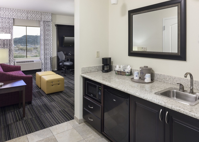 Imagen de la habitación del Hotel Hampton Inn and Suites Phoenix North/happy Valley. Foto 9