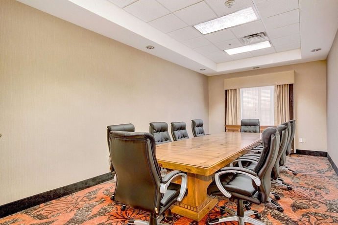 Imagen de los interiores del Hotel Hampton Inn and Suites Phoenix-goodyear. Foto 13