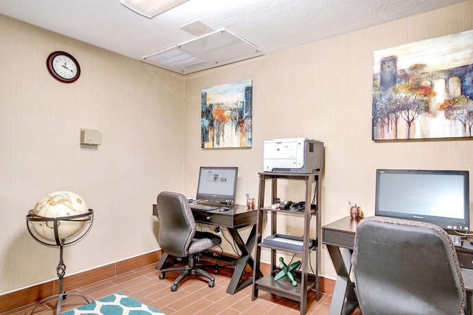 Imagen de los interiores del Hotel Hampton Inn and Suites Phoenix-goodyear. Foto 16