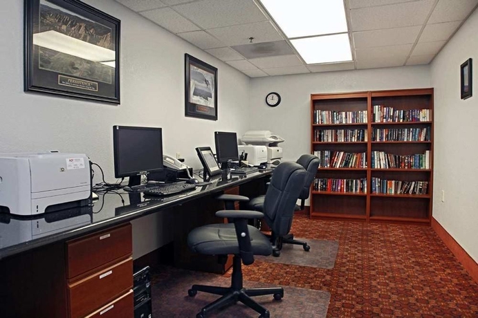 Imagen de los interiores del Hotel Hampton Inn and Suites Phoenix/scottsdale. Foto 7