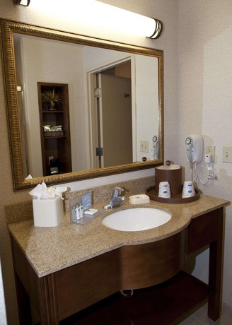 Imagen de la habitación del Hotel Hampton Inn and Suites Pittsburg, CA. Foto 7