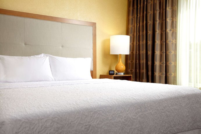 Imagen de la habitación del Hotel Hampton Inn and Suites Pittsburgh Airport South&ndash;Settlers Ridge. Foto 4