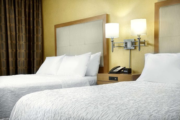 Imagen de la habitación del Hotel Hampton Inn and Suites Pittsburgh Airport South&ndash;Settlers Ridge. Foto 15