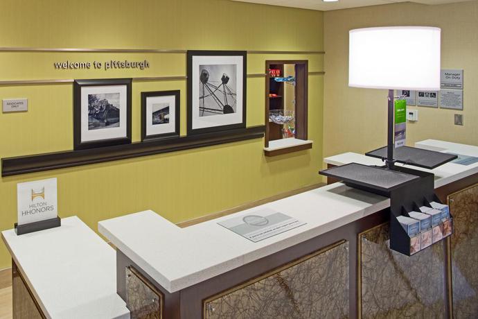 Imagen general del Hotel Hampton Inn and Suites Pittsburgh/waterfront-west Homestead. Foto 3
