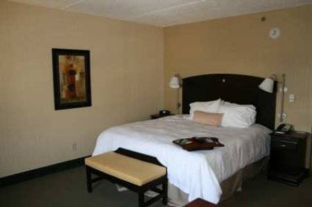 Imagen de la habitación del Hotel Hampton Inn and Suites Plattsburgh. Foto 10