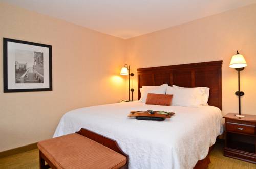 Imagen de la habitación del Hotel Hampton Inn and Suites Plymouth. Foto 7