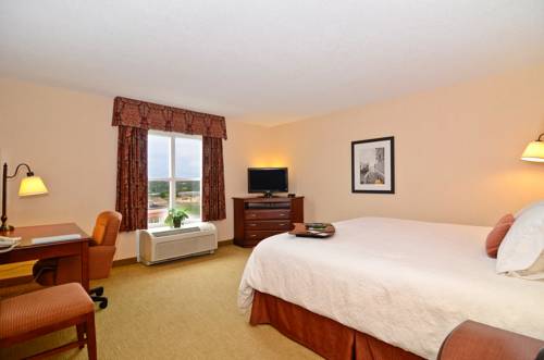 Imagen de la habitación del Hotel Hampton Inn and Suites Plymouth. Foto 12