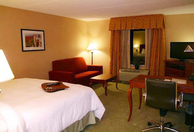 Imagen de los interiores del Hotel Hampton Inn and Suites Poughkeepsie. Foto 9