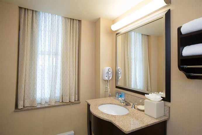 Imagen de la habitación del Hotel Hampton Inn and Suites Providence Downtown. Foto 9
