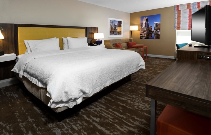 Imagen de la habitación del Hotel Hampton Inn and Suites Raleigh Cary Lenovo Center. Foto 5