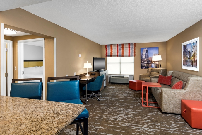 Imagen de la habitación del Hotel Hampton Inn and Suites Raleigh Cary Lenovo Center. Foto 12